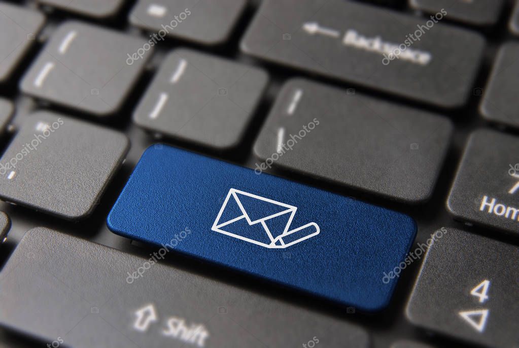 Atención por correo electrónico